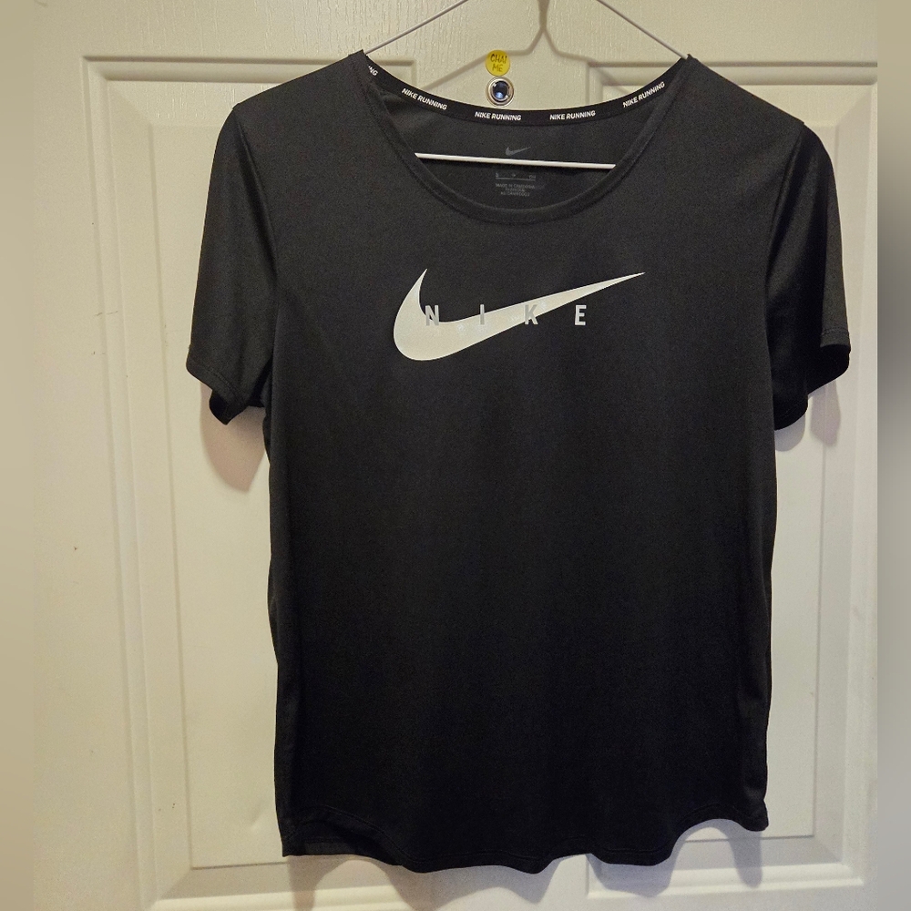 Nike Running Dri-Fit short sleeve t-shirt